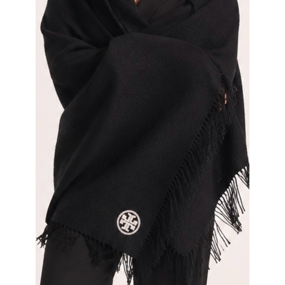 NWOT Tory Burch Black Merino Wool Fringe Wrap Scarf Logo Quiet Luxury Old Money